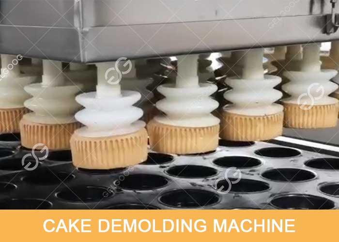 Cake Demolding Machine